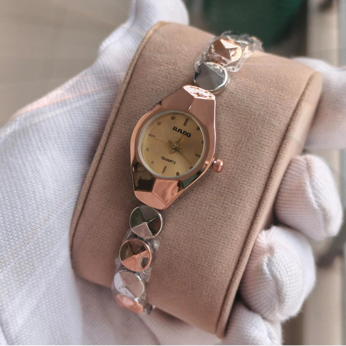 Rado Ladis Watch Model 5590 Chain Rose Golden Or Silver Dial Golden Colour Ladis Watch