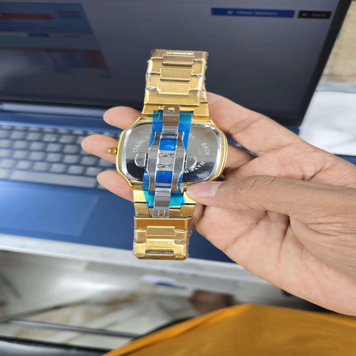 Vava Voom Watch Model 3020 Stainless Steel Watch For Man - Full Golden  Colour - + এক পিস ব্যাটারি ফ্রি