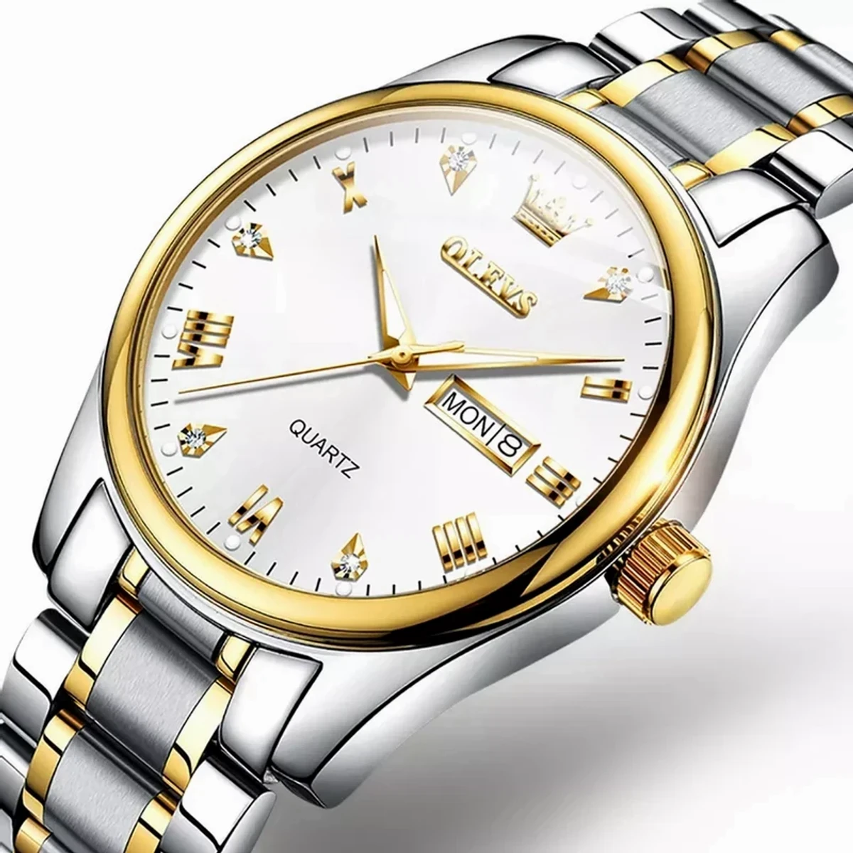 OLEVS MODEL 5563 TOP BRAND OLEVS MENS CLASSIC QUARTZ STAINLESS STEEL WATCH OLEVS MAN 5563 TOTON AR WHITE DIAL + এক পিস ব্যাটারি ফ্রি।