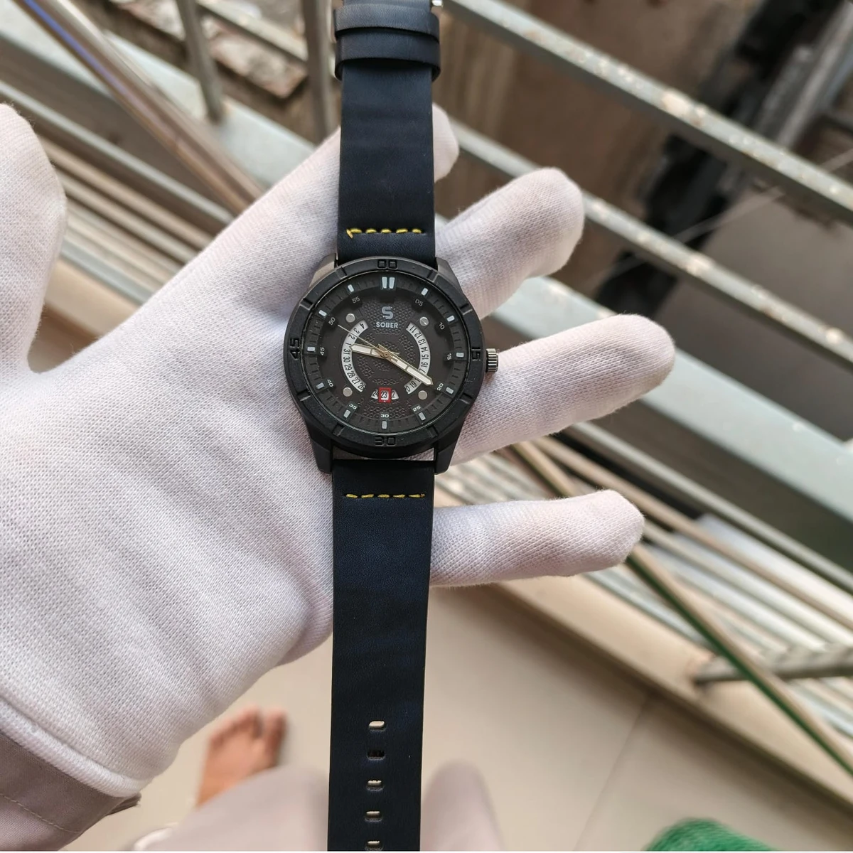 Sober Watch Model 995 Premium Watch Belt Blue Dial Black Colour Watch For Man