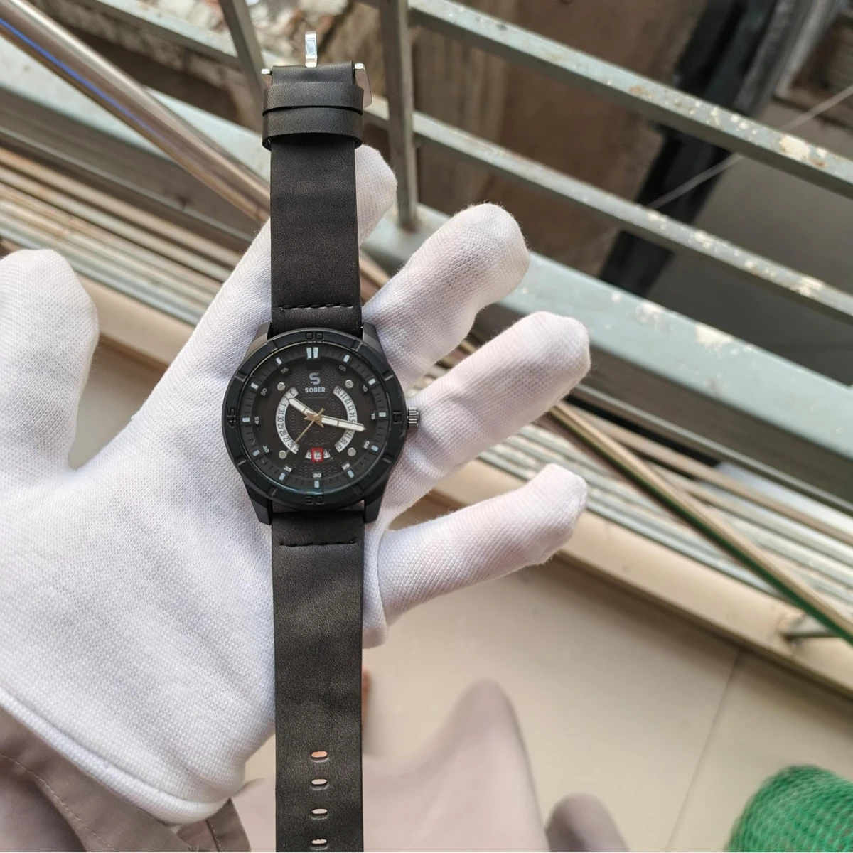 Sober Watch Model 995 Premium Watch Belt Ash Dial Black Colour Watch For Man