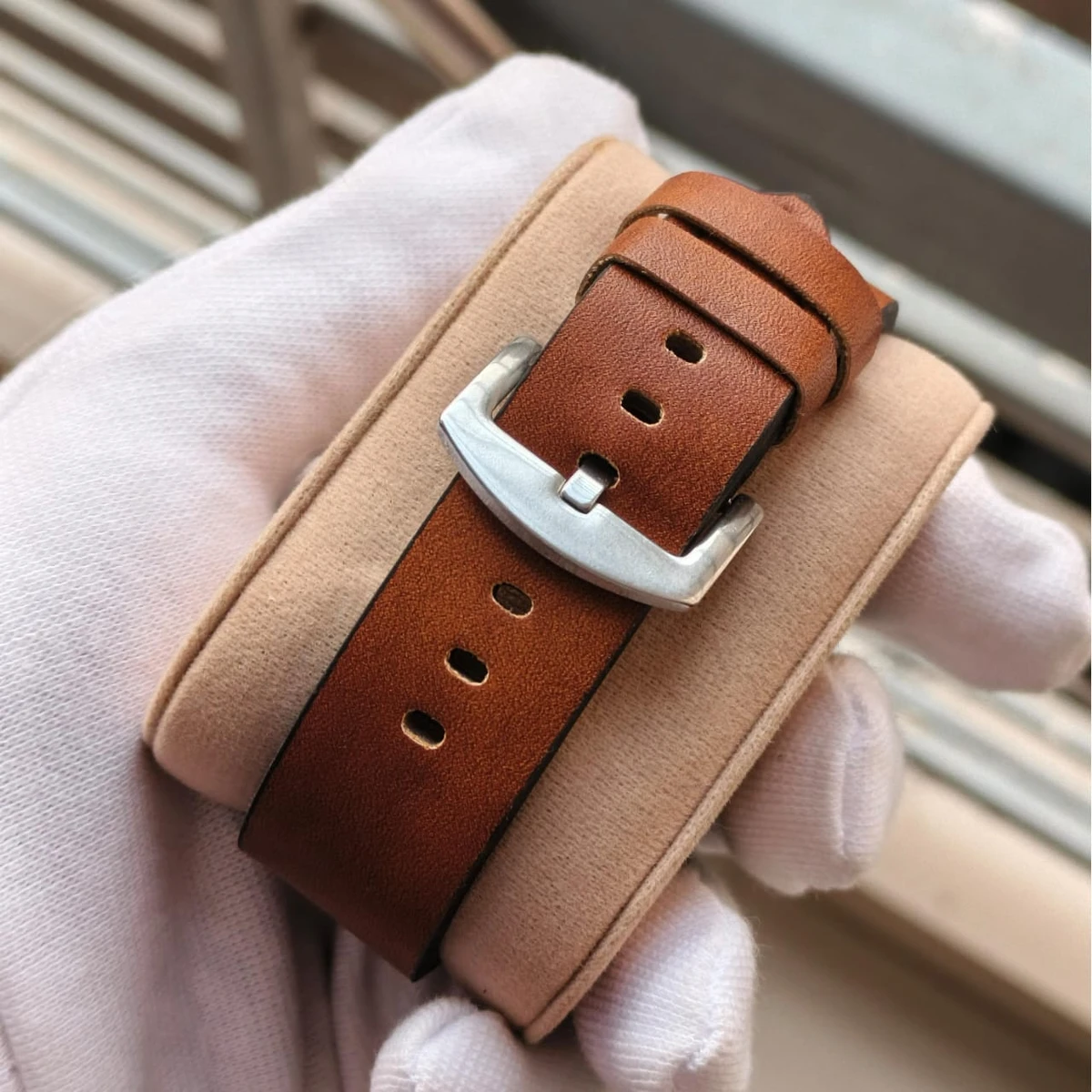 Sober Watch Model 995 Premium Watch Belt Brown Dial Black Colour Watch For Man