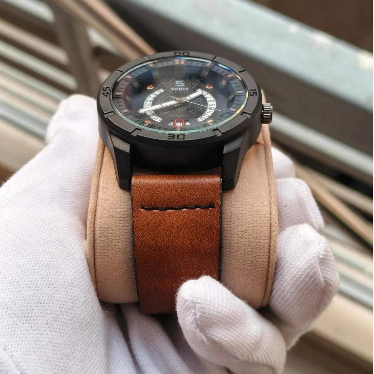 Sober Watch Model 995 Premium Watch Belt Brown Dial Black Colour Watch For Man