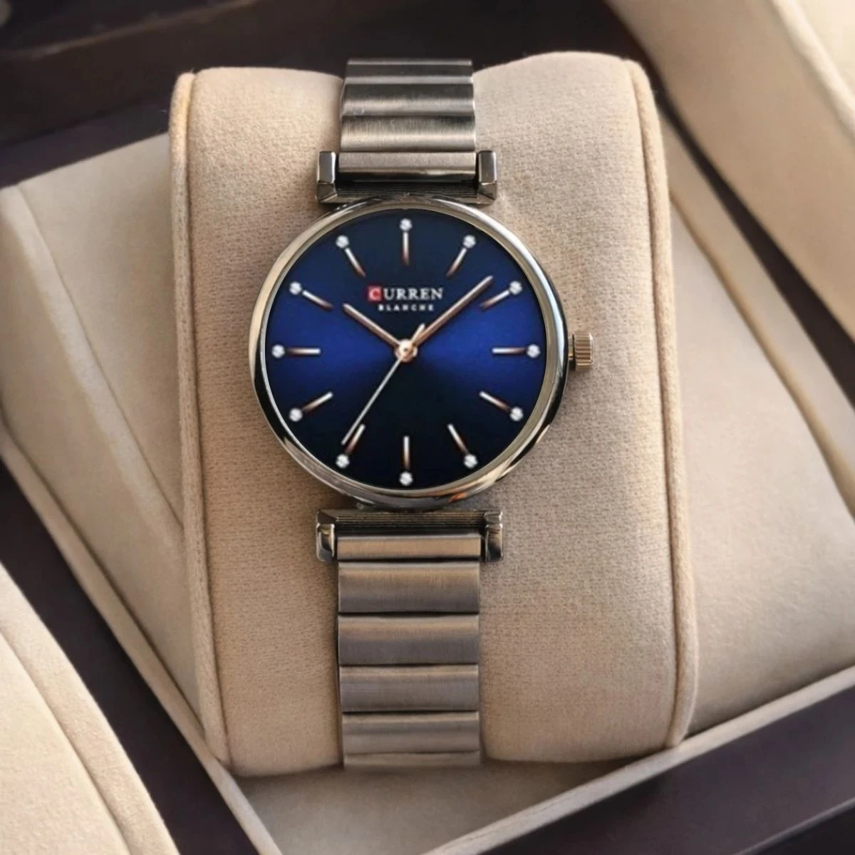 Curren Women Watch Model 9081 Silver Chain Dial Blue  Colour Watch For Ladis