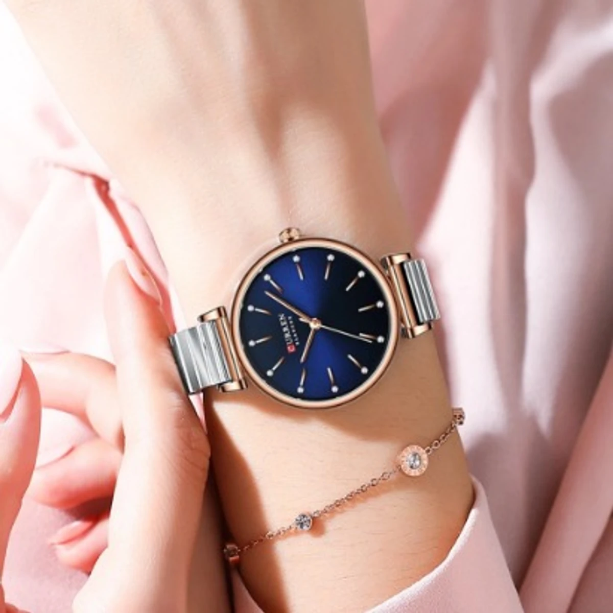 Curren Women Watch Model 9081 Silver Chain Dial Blue Colour Watch For Ladis